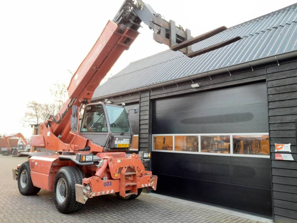 Manitou MRT 2150 M Remote Control Kantelcabine