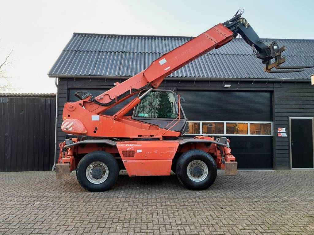 Manitou MRT 2150 M Remote Control Kantelcabine