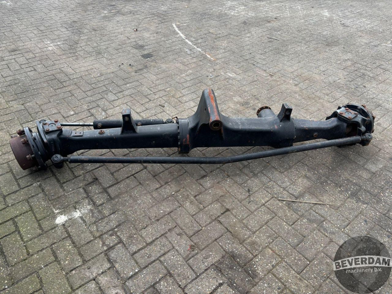 DANA achteras New Holland FX