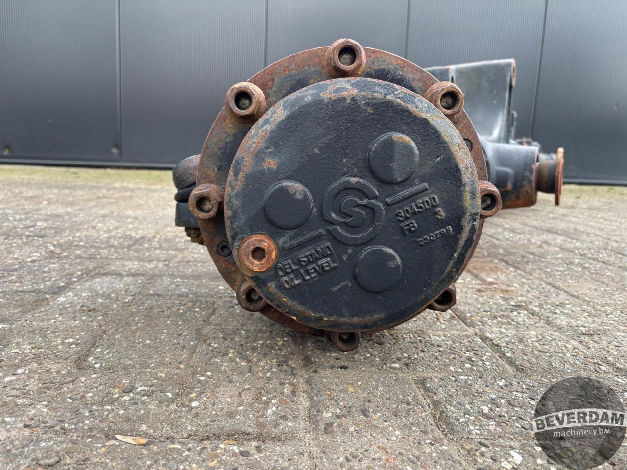 DANA achteras New Holland FX