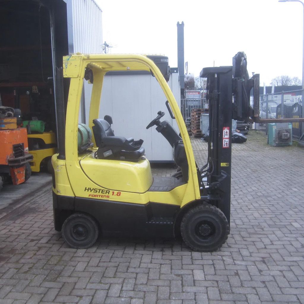 Hyster H 1.8 FT, LPG-gas, triplo, side shift, kistenkantelaar.