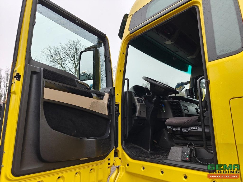 MAN TGX 26.500 6x2/4 XXL Euro6C - Retarder - Parking air conditioning - Sliding dish - 68T - 253.000km