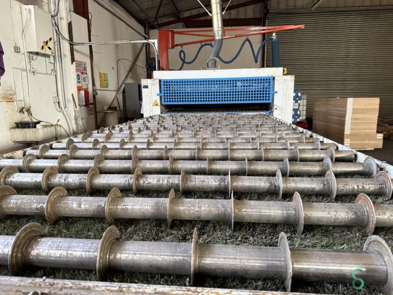 Glue spreaders Osama S4R/P 1600 2016