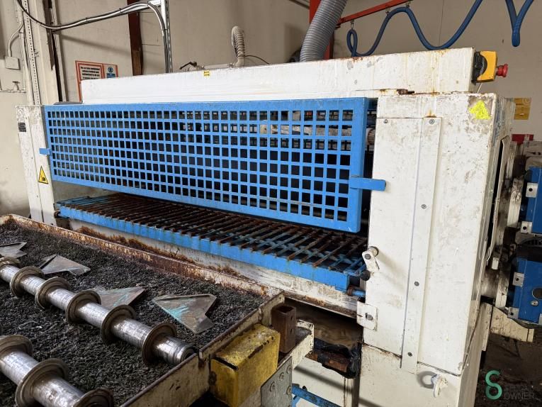 Glue spreaders Osama S4R/P 1600 2016