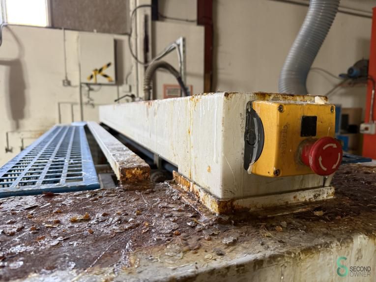 Glue spreaders Osama S4R/P 1600 2016