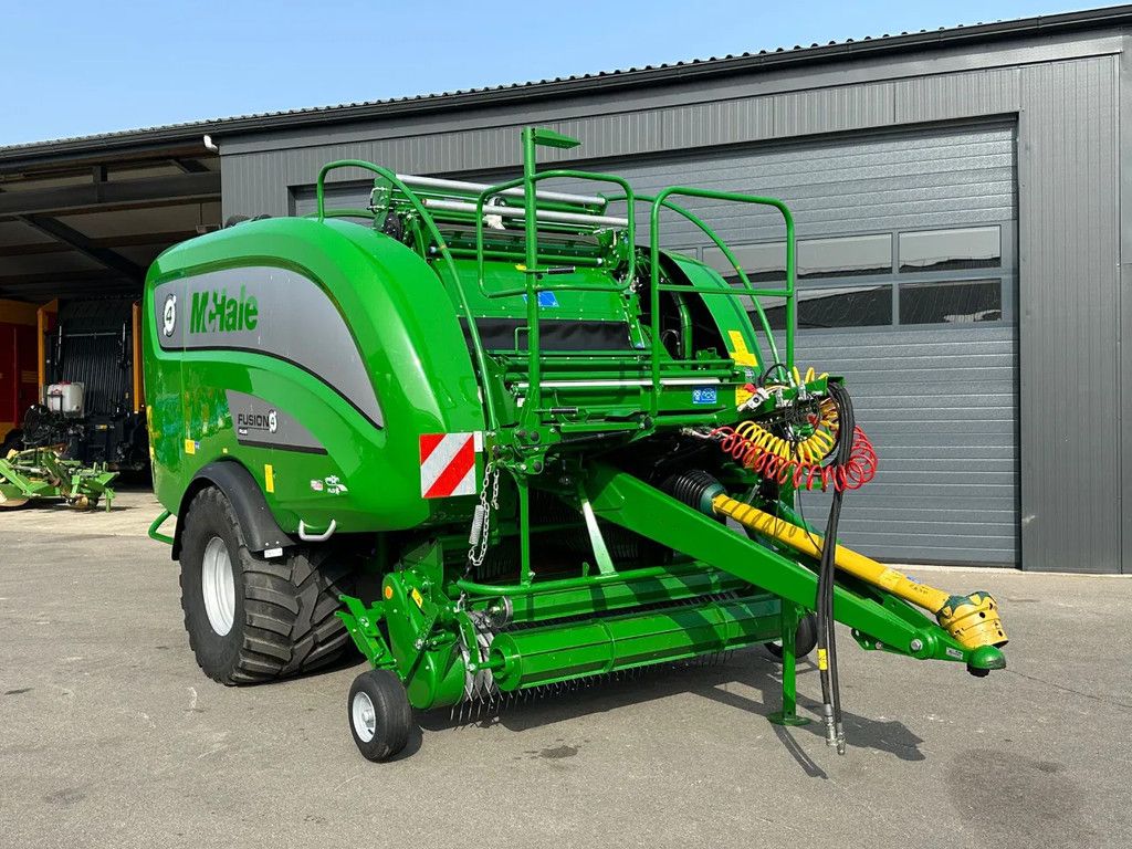 McHale Fusion 4 Plus