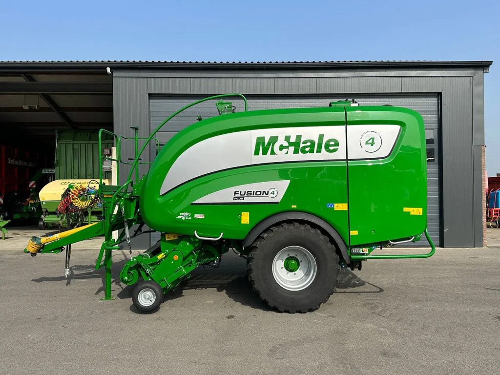 McHale Fusion 4 Plus