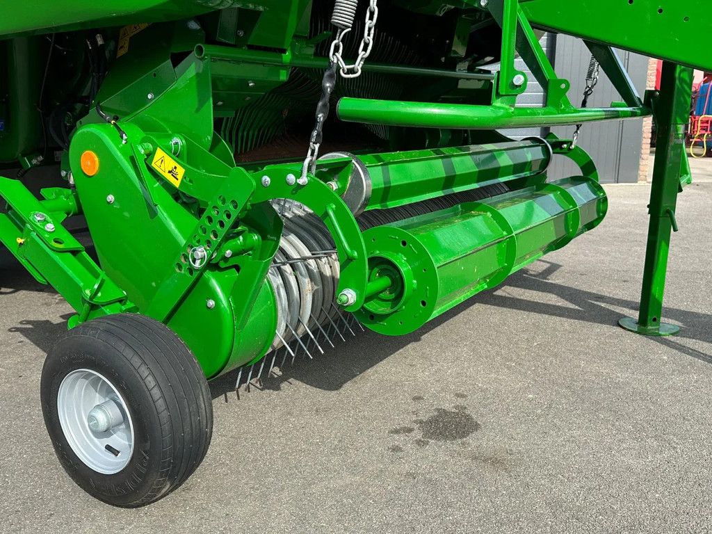 McHale Fusion 4 Plus