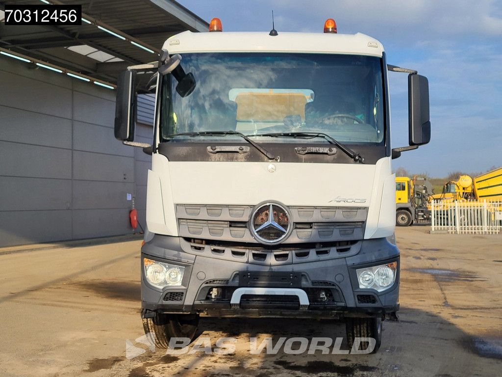 Mercedes Arocs Arocs 3240 8X4 9m3 Schwing Stetter Euro 6