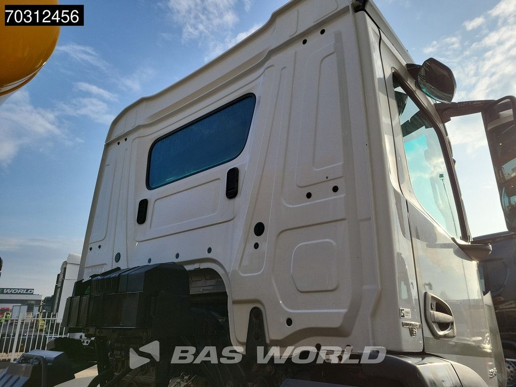 Mercedes Arocs Arocs 3240 8X4 9m3 Schwing Stetter Euro 6