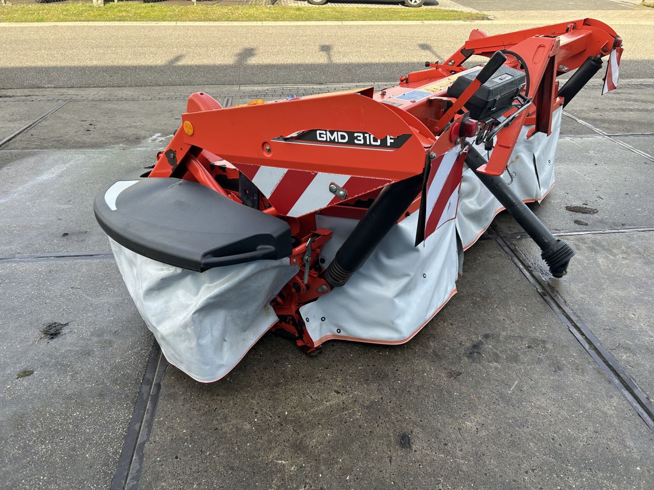 Kuhn GMD 310-F frontmaaier
