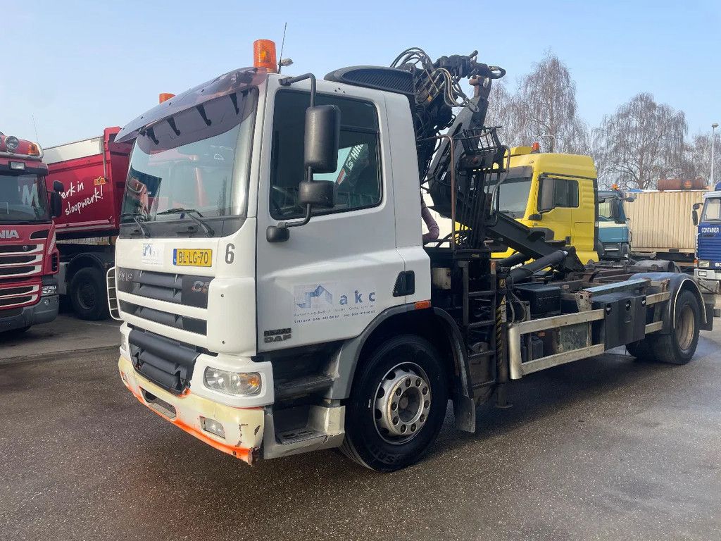 DAF CF 65.220 Hiab 085D / Leebur Haak