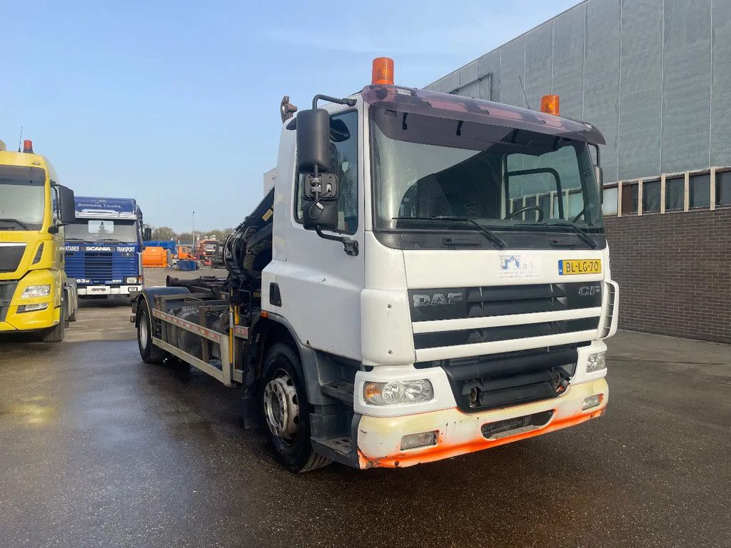 DAF CF 65.220 Hiab 085D / Leebur Haak