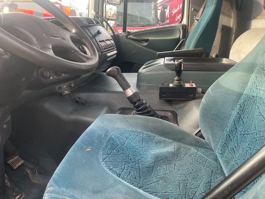 DAF CF 65.220 Hiab 085D / Leebur Haak