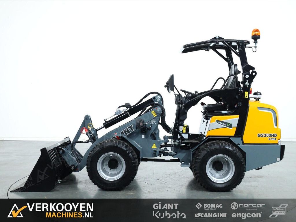 2026 Giant G2300 X-tra HD VK10592