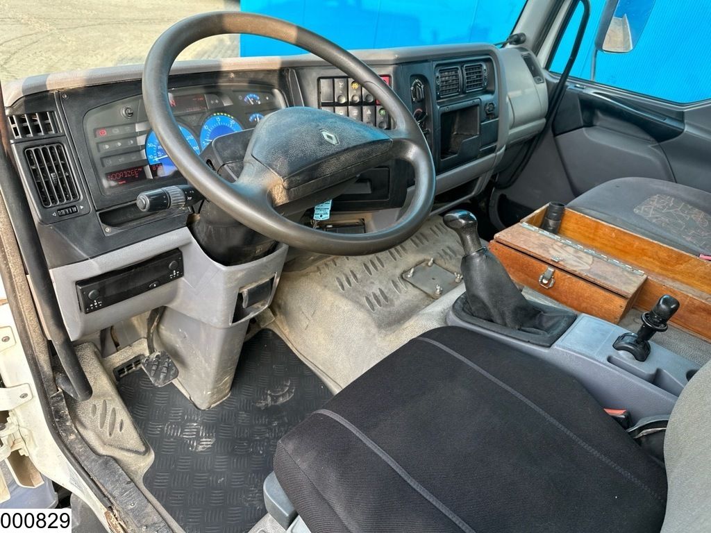 Renault Midlum 220 EURO 3, Manual transmission, Leaf springs