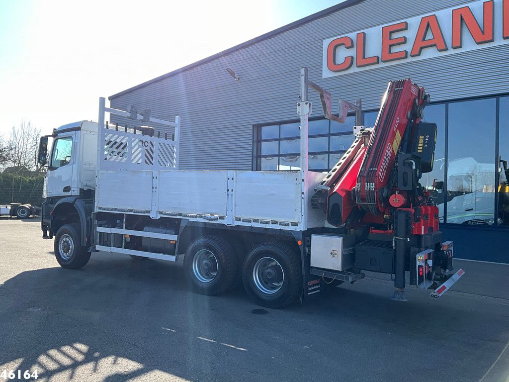 Mercedes-Benz Arocs 3345 6x6 Fassi 45 Tonmeter laadkraan Just 101.867 km!