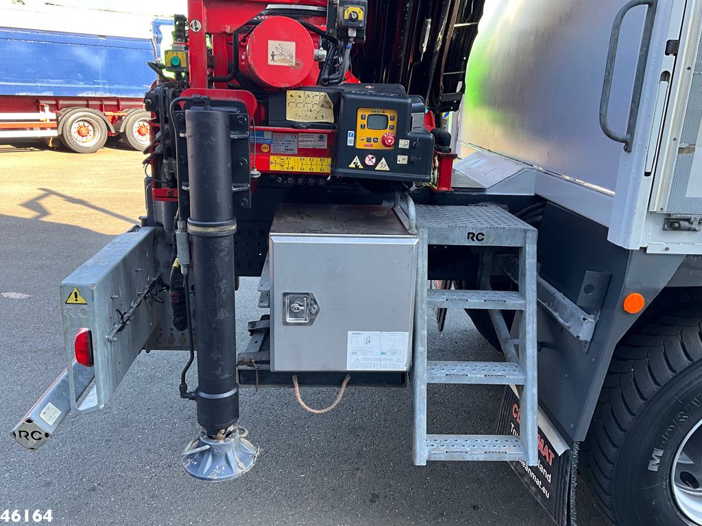 Mercedes-Benz Arocs 3345 6x6 Fassi 45 Tonmeter laadkraan Just 101.867 km!