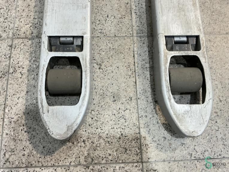 Pallet trucks Electric Still EXU16 2019 Hours 927