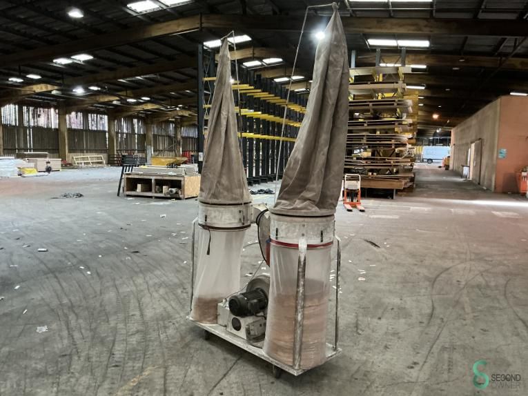 Extraction Dust Collector 2002