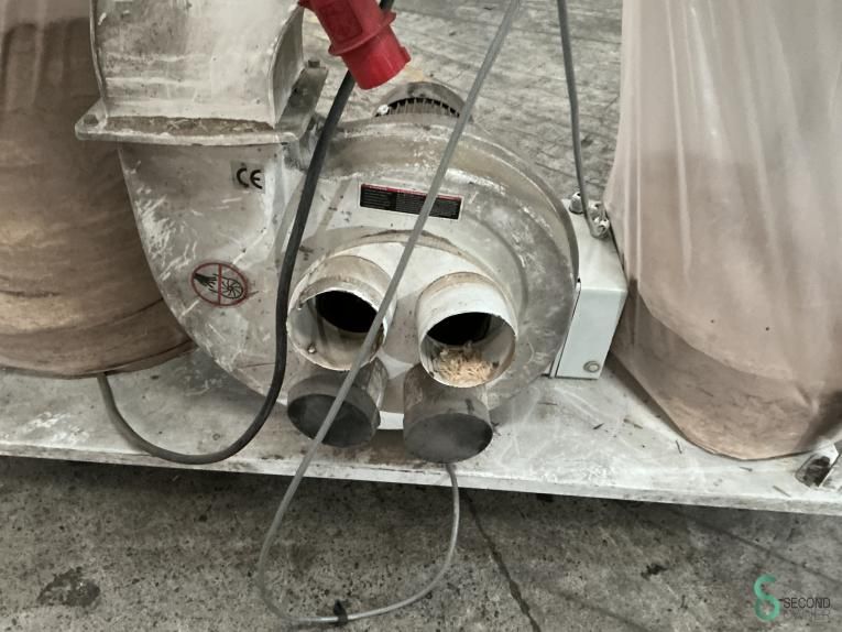 Extraction Dust Collector 2002