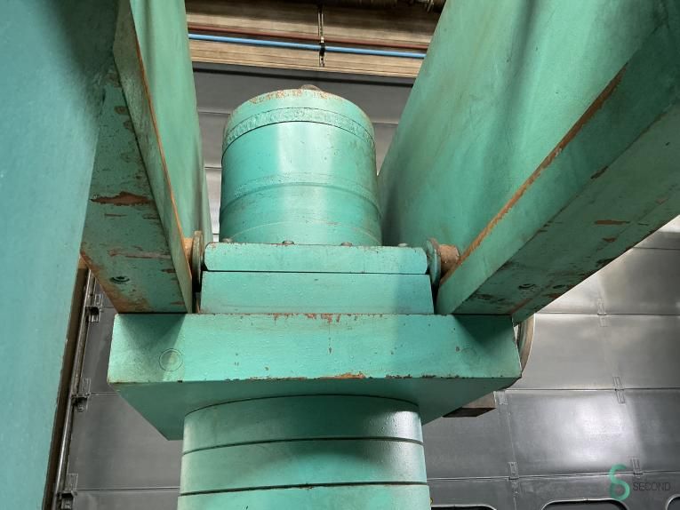 Hydraulic presses Sahinler DK 1570-150 2004