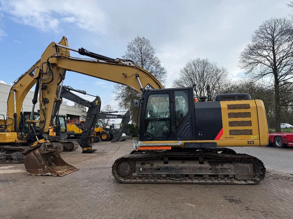 Caterpillar 323E 3D Leica gps Engcon Full option