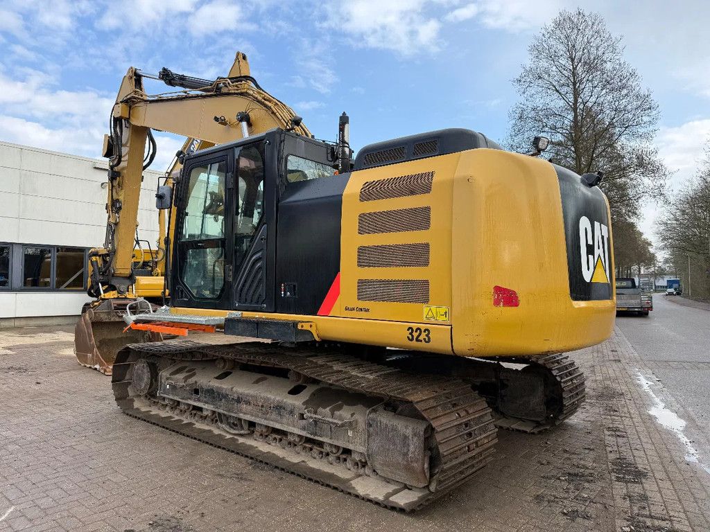 Caterpillar 323E 3D Leica gps Engcon Full option