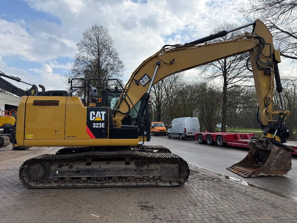 Caterpillar 323E 3D Leica gps Engcon Full option
