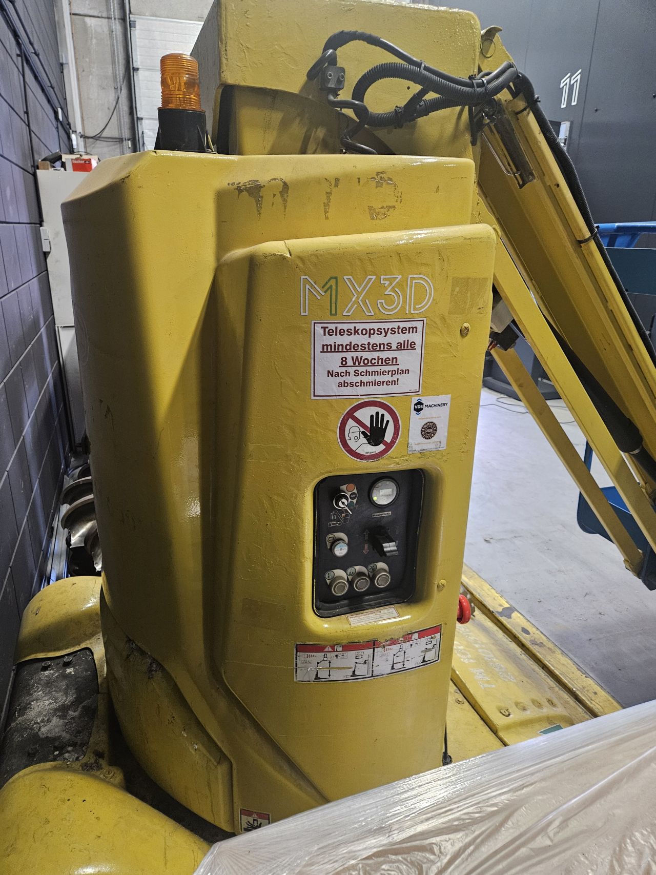 Hoogwerker, vertical mast lift, verreiker