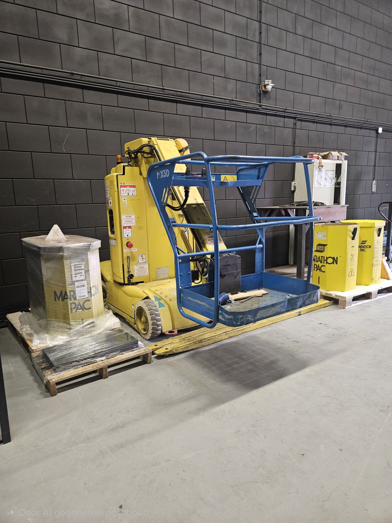 Hoogwerker, vertical mast lift, verreiker