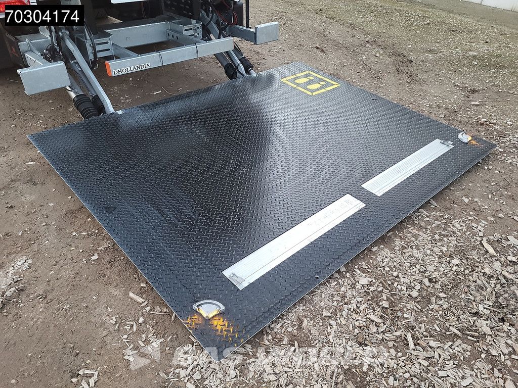 System Trailers LPRS18 NEW Tailgate, Steering Axle, Hardwood, City