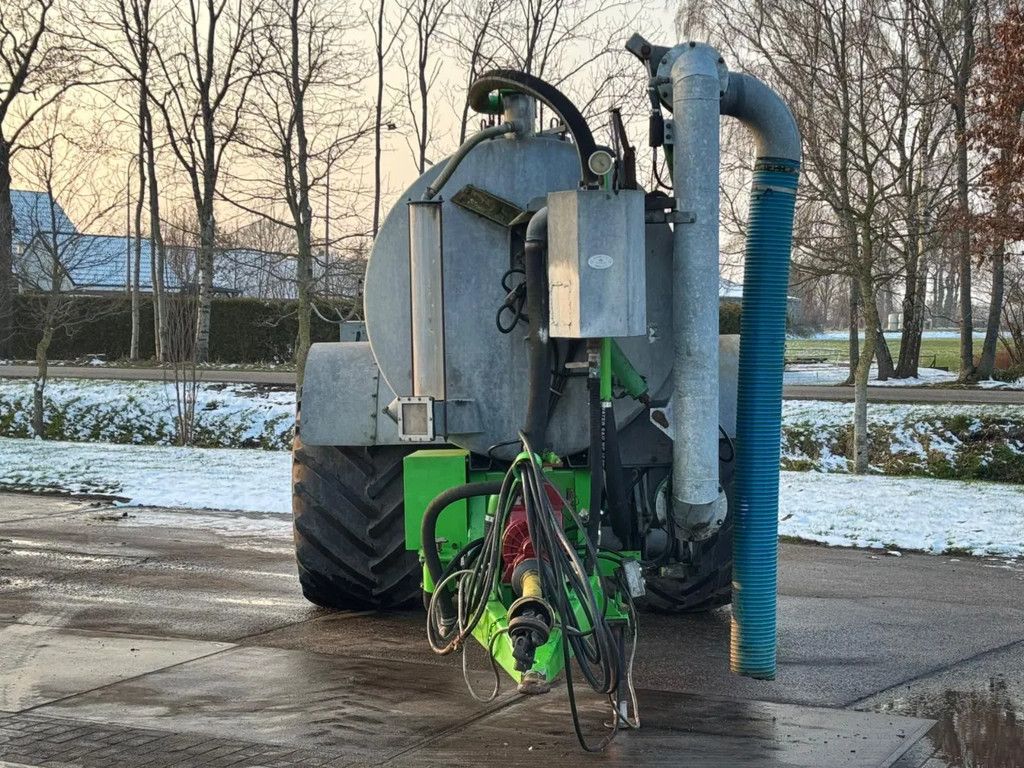 Joskin TS 8400 Vacuumtank zuigarm