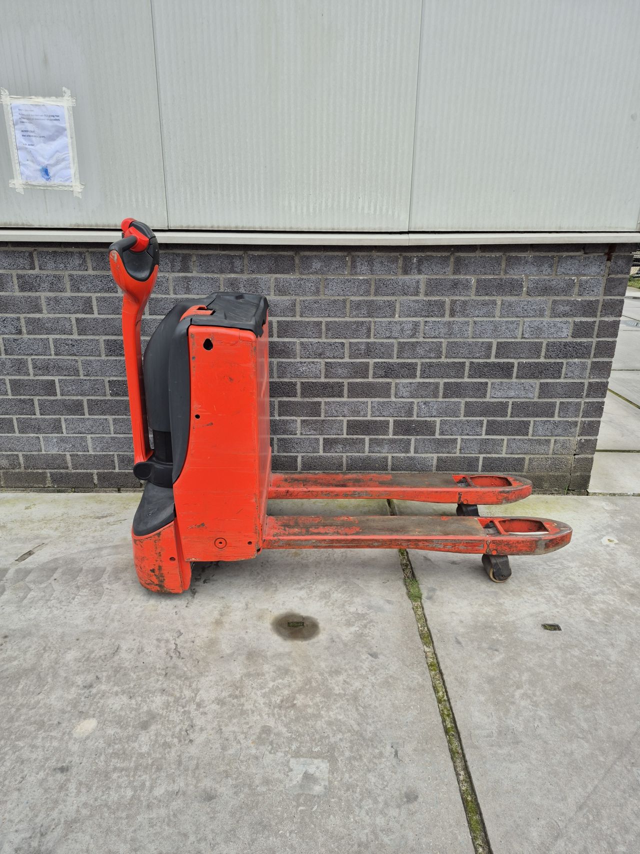 Linde T16 elektrische palletwagen 2017 549 uur