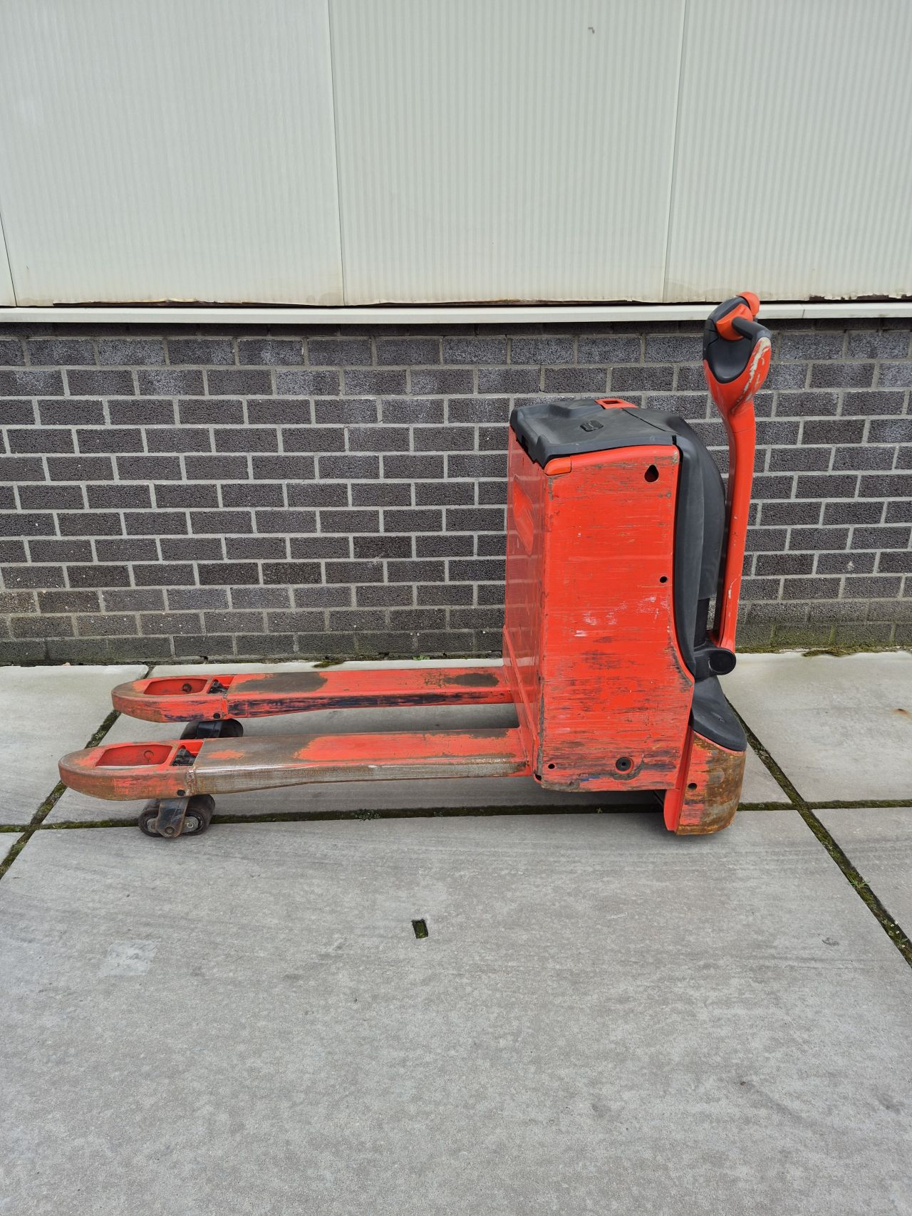 Linde T16 elektrische palletwagen bj 2017 2488 uur