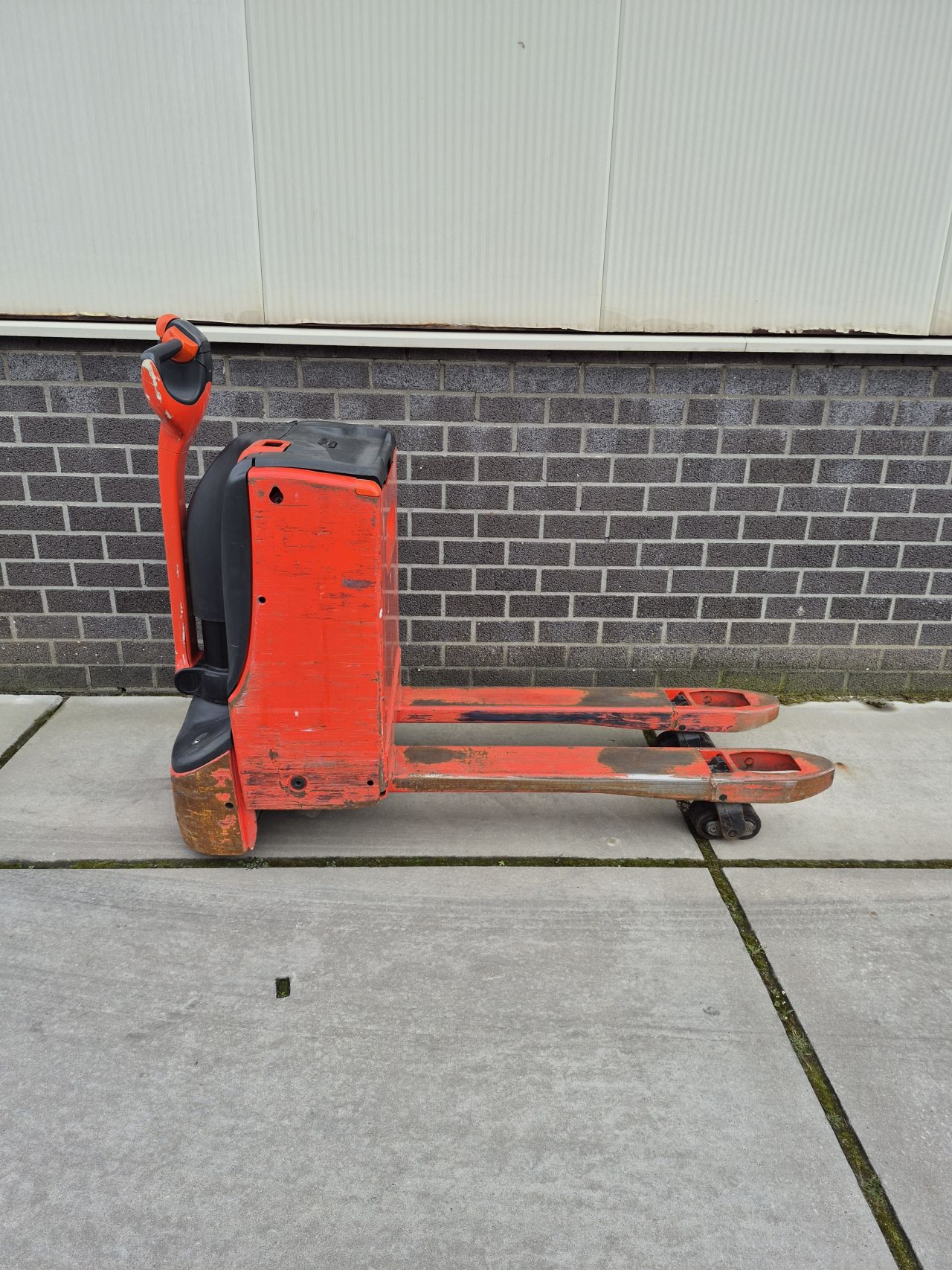 Linde T16 elektrische palletwagen bj 2017 2488 uur