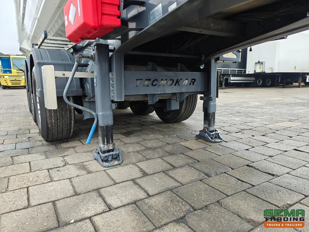 Tecnokar T3P 3-achsiger SAF-Kipper aus Hardox-Stahl (26 m³) – AluChassis – Alcoa – Scheibenbremsen – Liftachse – elektrisches Schiebedach
