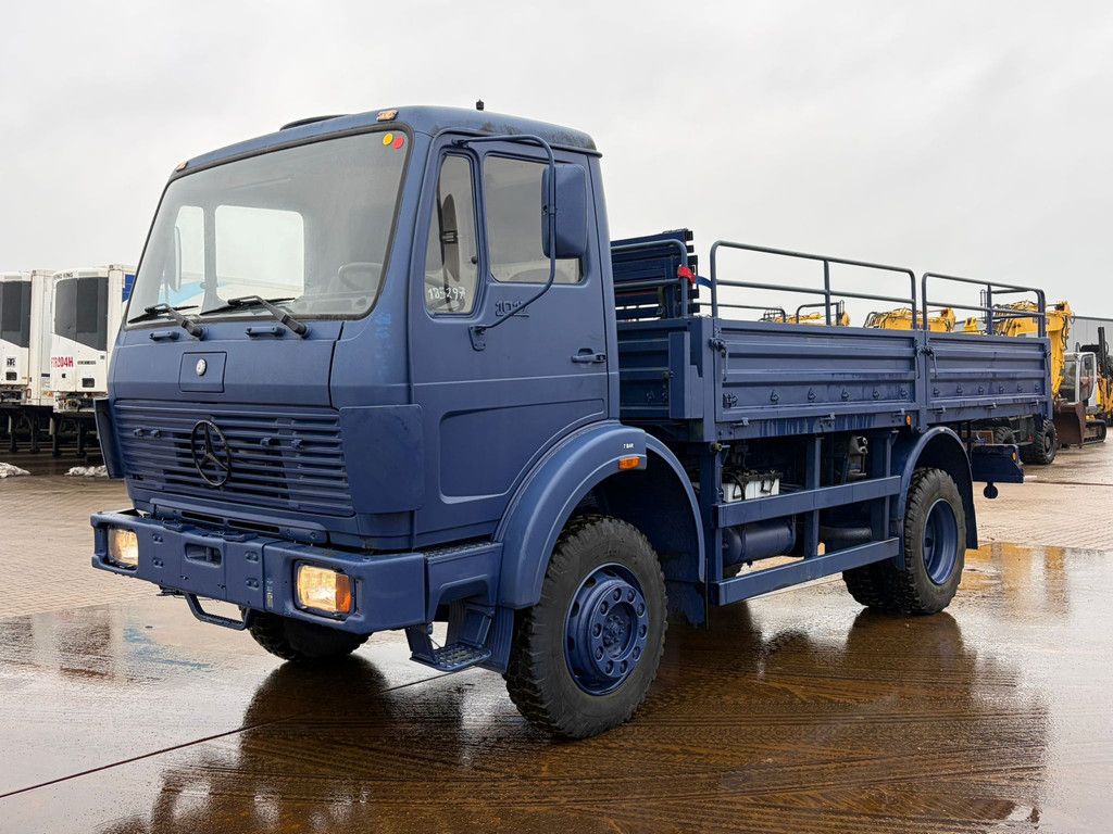 MercedesBenz 1017 4X4 ex army blue