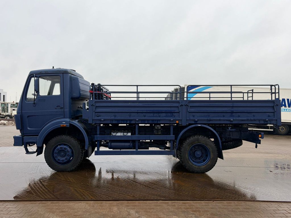 MercedesBenz 1017 4X4 ex army blue
