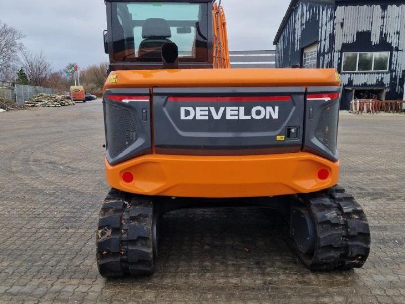 Develon DX85R-7