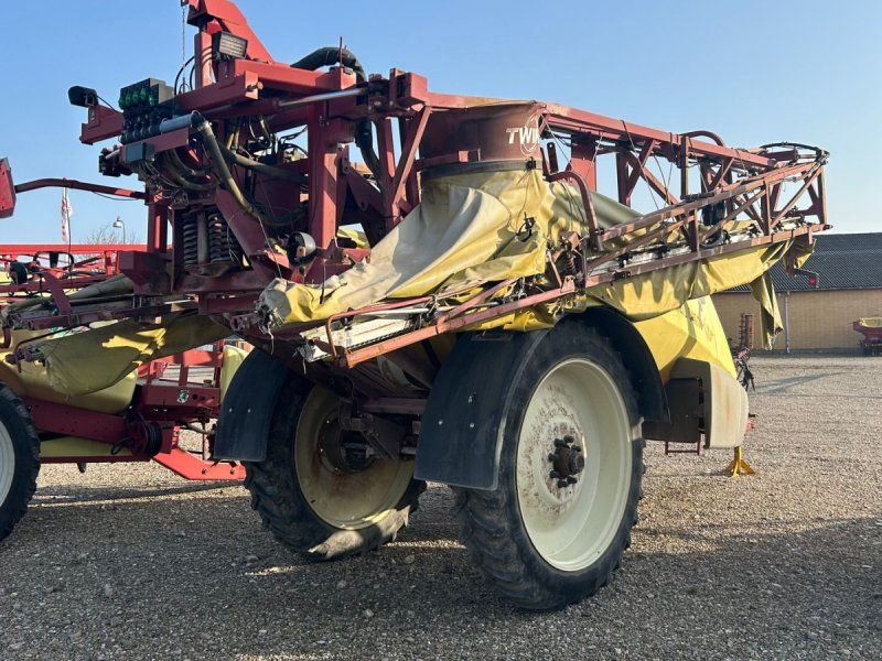 Hardi Commander 4400 twin force 24 mtr. HAZ