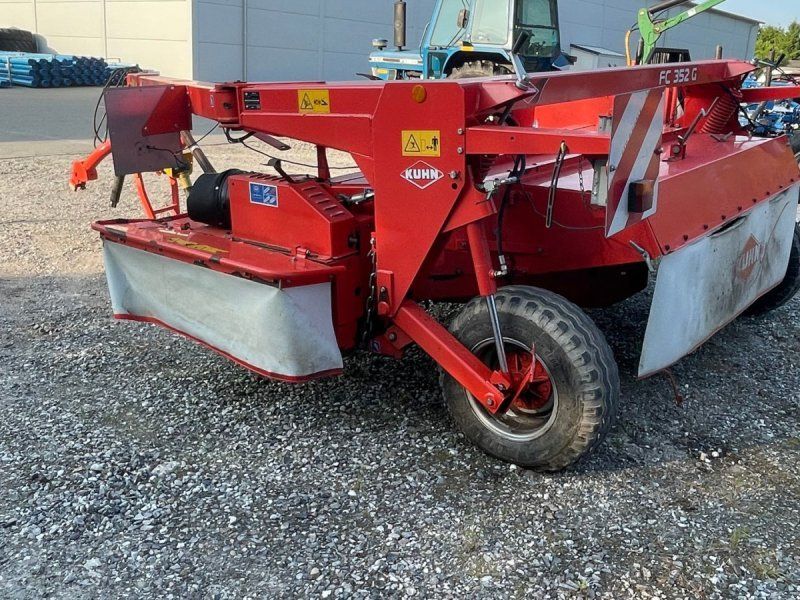 Kuhn FC 352 G Bugseret