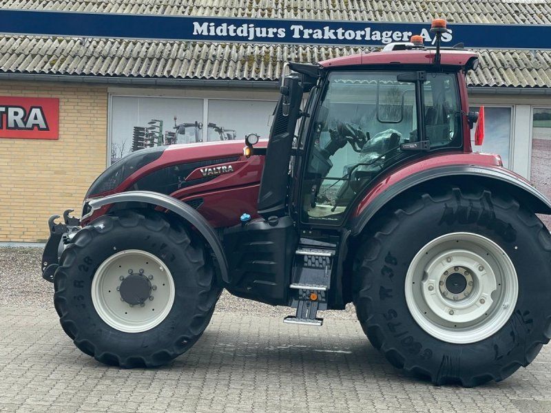 Valtra T215 Direct