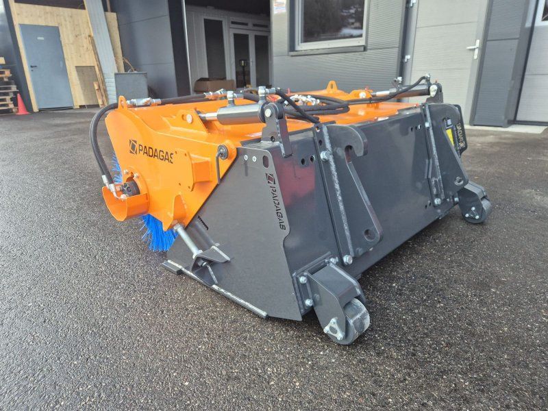 Padagas PI Kehrschaufel Radlader Hoflader Tuchel Adler