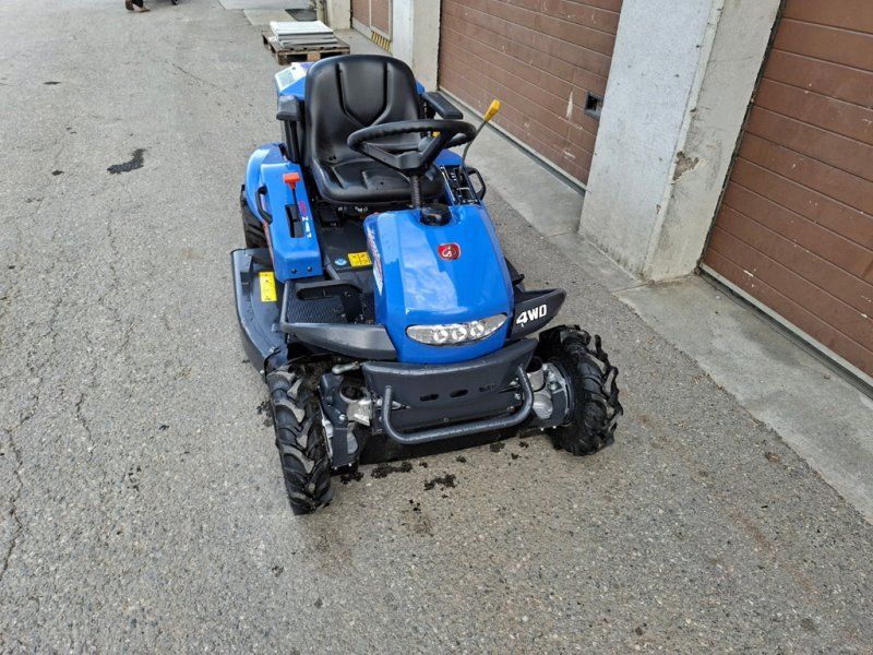 Iseki SRA950F Rasentraktor