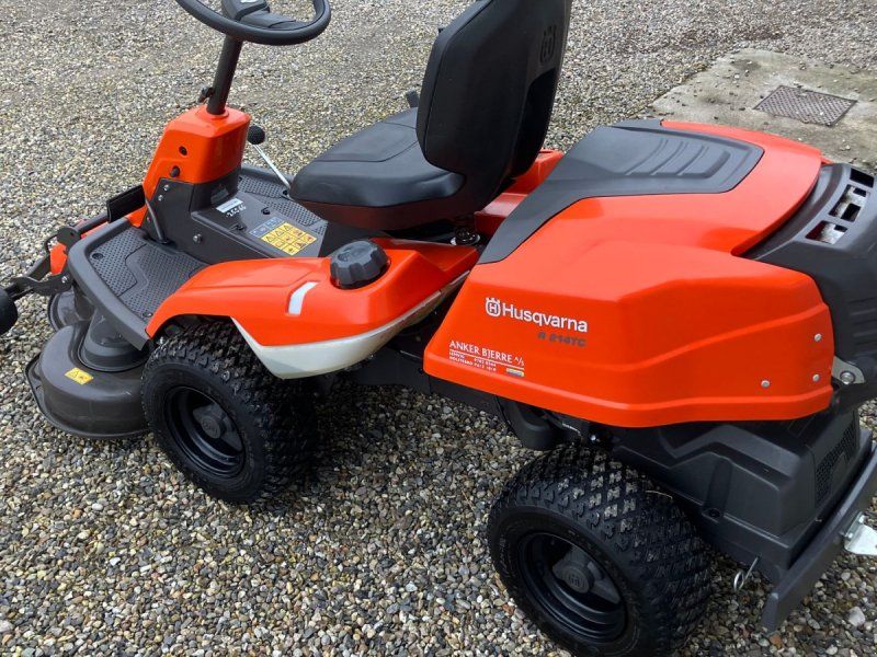 Husqvarna R214TC