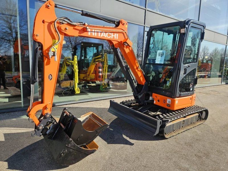 Hitachi ZX 26 U-5 A CR