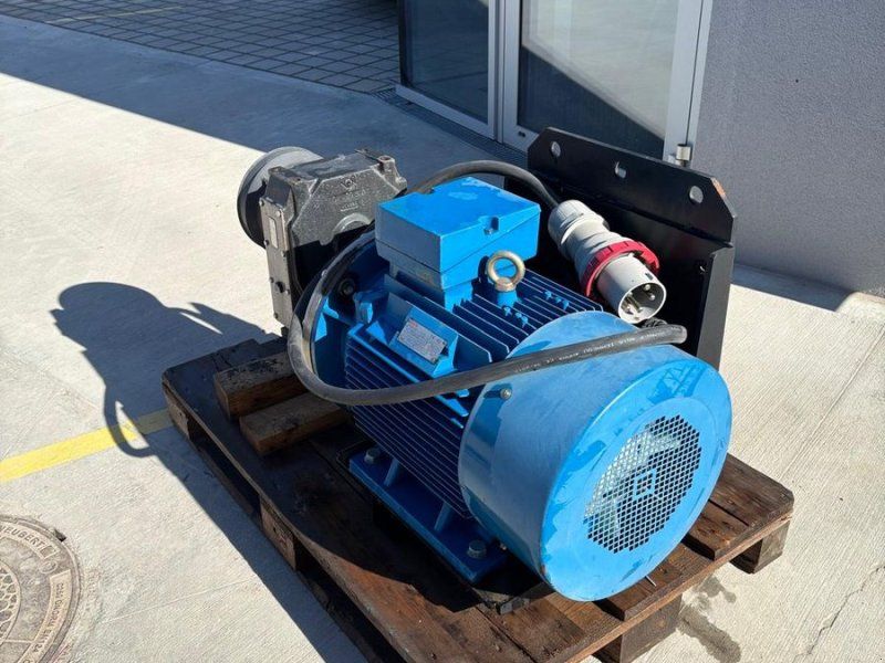 FELM F2-200L-4 Elektromotor + Zapfwellenantrieb