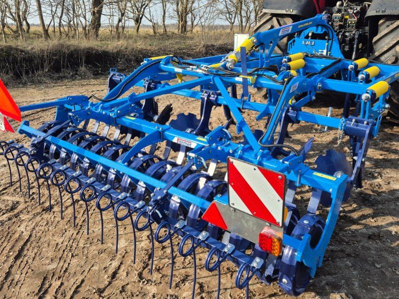 Farmet Triolent TX 300 N dybdeharve med alt i udstyr