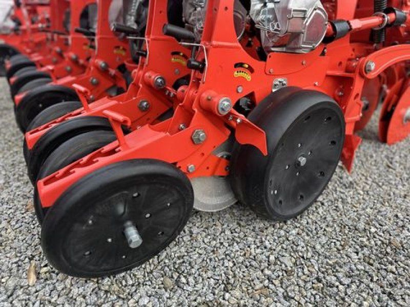 Gaspardo MTE-R 300 6-reihige Einzelkornsämaschin